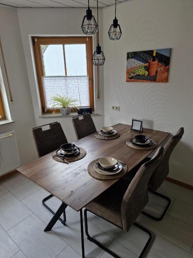 Ferienwohnung Moselzeit Alken Esterno foto