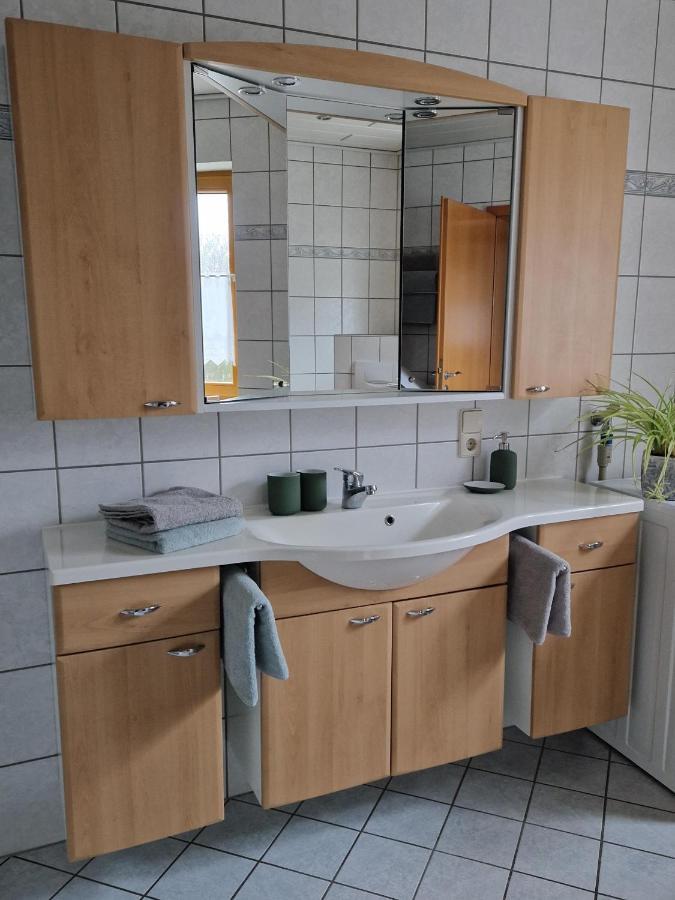 Ferienwohnung Moselzeit Alken Esterno foto