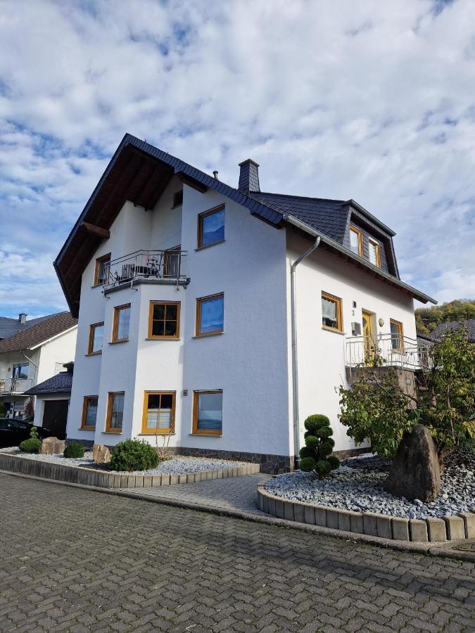 Ferienwohnung Moselzeit Alken Esterno foto