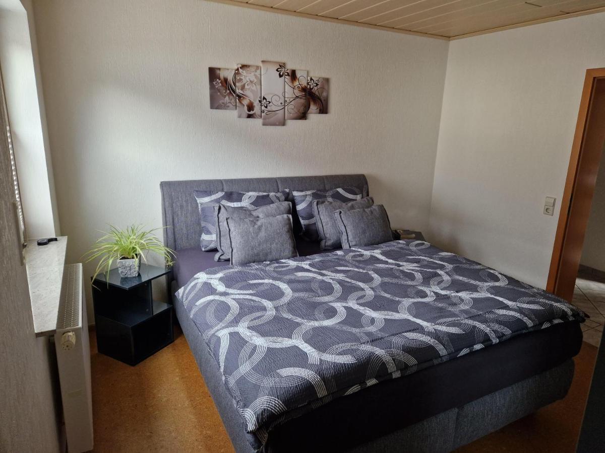 Ferienwohnung Moselzeit Alken Esterno foto